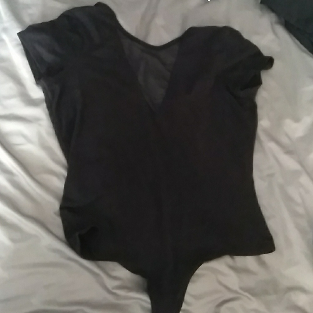 Guess one piece shirt